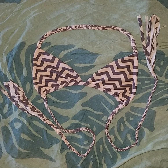 Acacia haiku bikini top tribal swimwear zig zag S - Picture 2 of 7